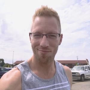 Meet your Posher, Casey